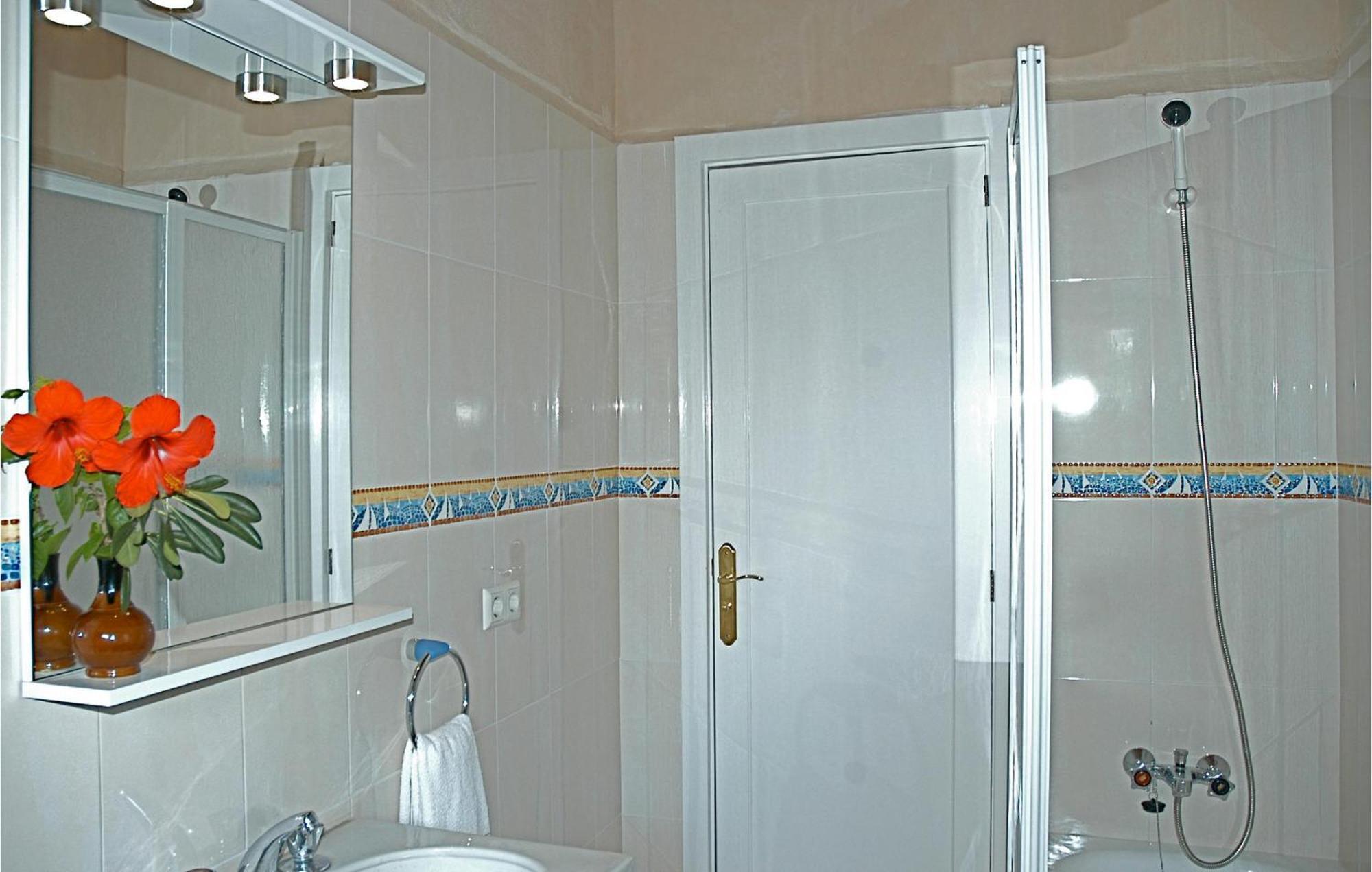 Stunning Home In Estellencs With Jacuzzi * Estellenchs